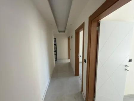 Didim Efeler Mahallesinde Satılık 2+1 Daire