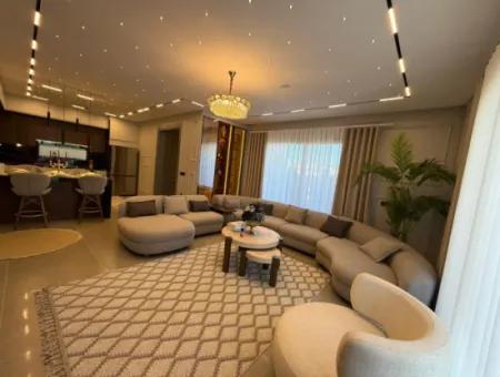 İşte O Ev!! Efeler Mah. 313 M² Arsa Üzerinde Ultra Lüks 3+1 Villa — Havuzlu • Bahçeli • Full Eşyalı