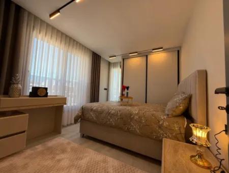 İşte O Ev!! Efeler Mah. 313 M² Arsa Üzerinde Ultra Lüks 3+1 Villa — Havuzlu • Bahçeli • Full Eşyalı