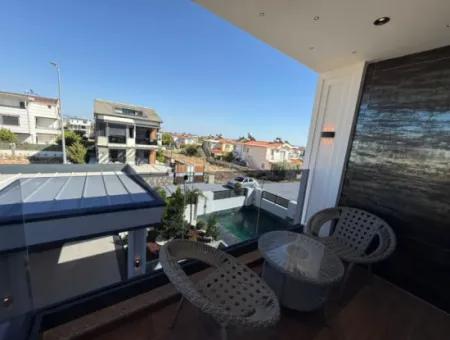 İşte O Ev!! Efeler Mah. 313 M² Arsa Üzerinde Ultra Lüks 3+1 Villa — Havuzlu • Bahçeli • Full Eşyalı
