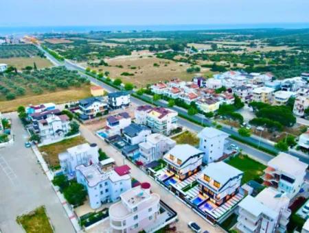 Didim’in Hint Kumaşı Bölgesi Çamlık Mahallesi’nde Sıfır, Havuzlu, Ultra Lüks 4+1 Villa