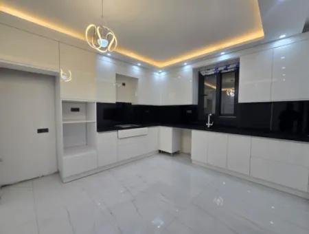 Didim Yeşiltepede Satılık 4+1 Lüks Müstakil Ev