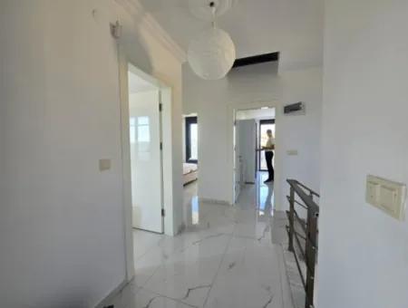 Didim Yeşiltepe Mevkisinde Satılık 4+1 Müstakil Villa