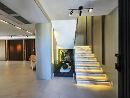 Didim Akyeniköy Yeşiltepede Satılık 5+1 Özel Villa