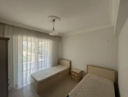 Efeler Mah. Goldsan 2 Sitesi’nde Satılık Full Eşyalı 1+1 Daire