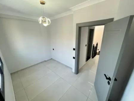 Didim Hisar Mahallesi’nde Satılık 3+1 Modern Müstakil Girişli Havuzlu Villa