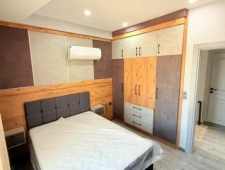 Aydın Didim Hisar’da Köşe Başı Havuzlu Denize Yakın 3+1 Satılık Eşyalı Villa