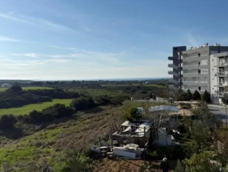 Aydın Didim Hisar’da Köşe Başı Havuzlu Denize Yakın 3+1 Satılık Eşyalı Villa