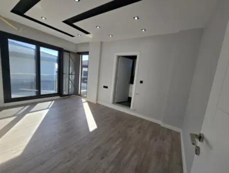 Didim Efeler Mahallesinde Satılık 3+1 Villa Havuzlu Sitede