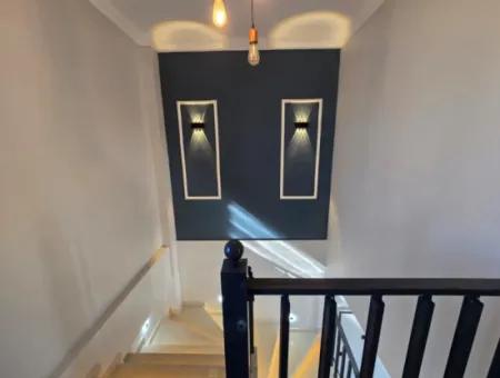 Didim Efeler Mahallesinde Satılık 3+1 Villa Havuzlu Sitede