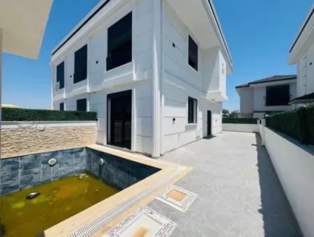 Didim Altınkum Çamlık Mahallesi Satılık Havuzlu Villa