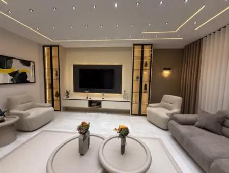 Didim Efeler Mahallesinde Satılık Müstakil Villa