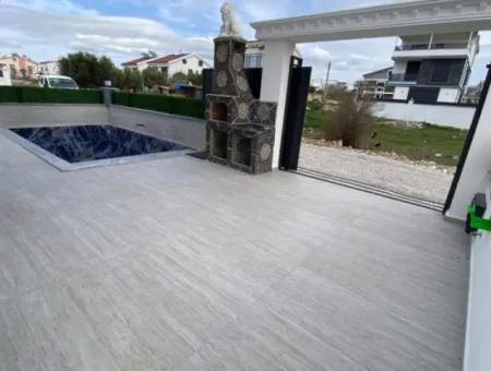 Didim Hisar Mahallesinde Satılık Havuzlu 3+1 Villa