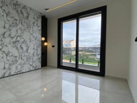 Didim Hisar Mahallesinde Satılık Havuzlu 3+1 Villa