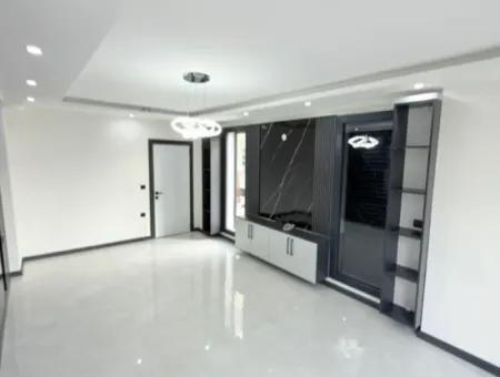 Aydın Didim’de Satılık 4+1 Ayrı Mutfaklı Havuzlu Fırsat Villa