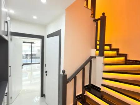 Aydın Didim’de Satılık 4+1 Ayrı Mutfaklı Havuzlu Fırsat Villa