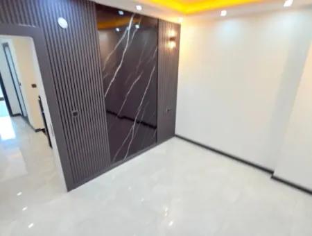 Aydın Didim’de Satılık 4+1 Ayrı Mutfaklı Havuzlu Fırsat Villa