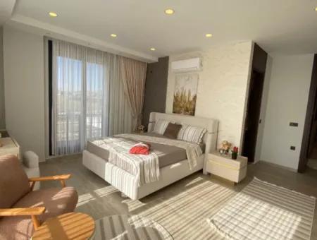 Didim Efelerde Satılık 500 Mt Arsa İçinde 4+1 Lüks Villa