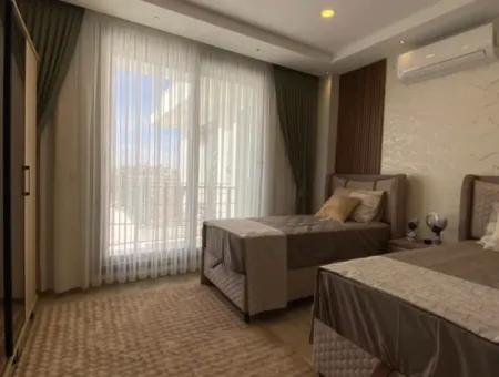 Didim Efelerde Satılık 500 Mt Arsa İçinde 4+1 Lüks Villa