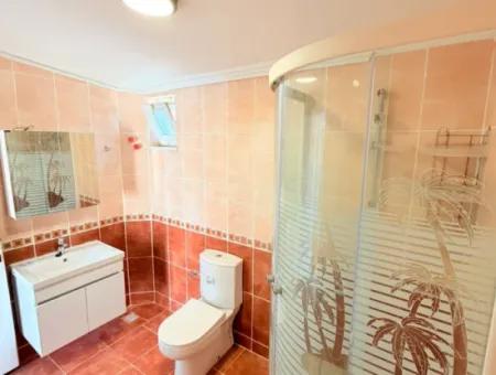 Didim Efeler Mahallesi’nde Satılık Ayrı Mutfak Görünümlü 4+1 Triplex Villa