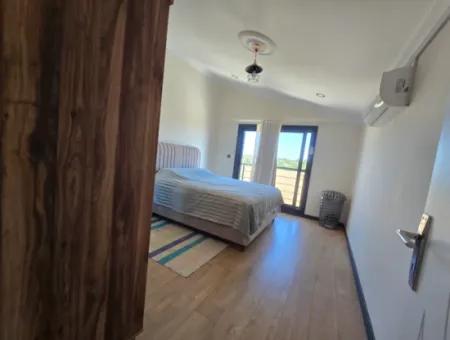 Didim Altınkumda Satılık 4+1 Ayrı Mutfak Villa