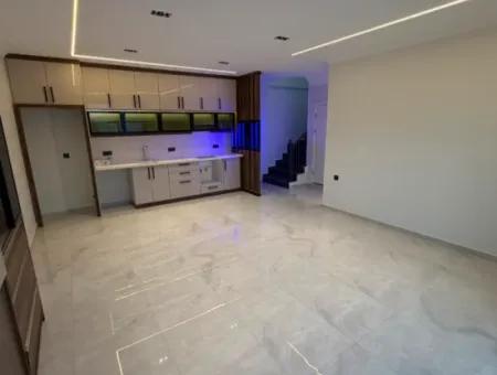 Çok İstenen O Villa  Didim Hisar Mahallesi’nde 3+1 Alt Katta Yatak Odalı Havuzlu Villa