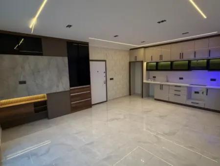 Çok İstenen O Villa  Didim Hisar Mahallesi’nde 3+1 Alt Katta Yatak Odalı Havuzlu Villa