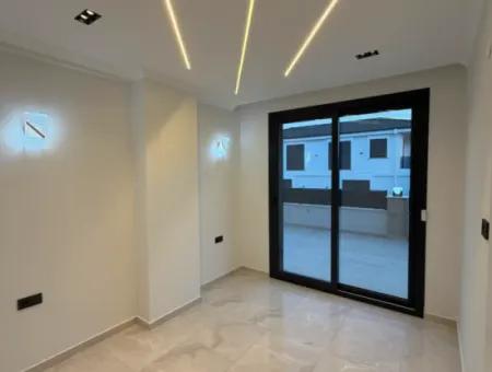 Çok İstenen O Villa  Didim Hisar Mahallesi’nde 3+1 Alt Katta Yatak Odalı Havuzlu Villa