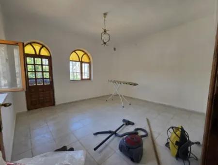 Didim Altınkumda Denize 50 M Mesafede 4+1 Müstakil Villa