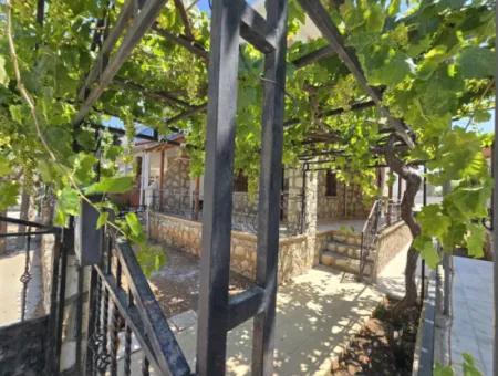 Didim Altınkumda Denize 50 M Mesafede 4+1 Müstakil Villa