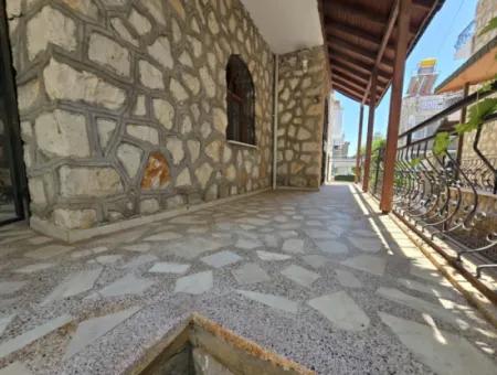 Didim Altınkumda Denize 50 M Mesafede 4+1 Müstakil Villa