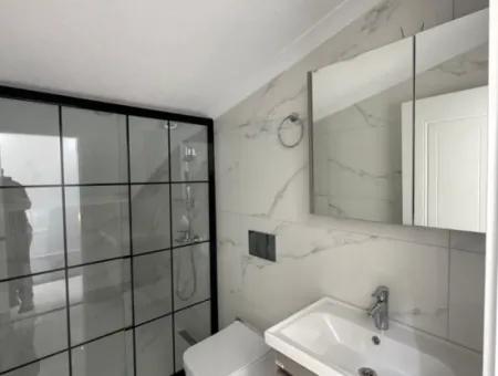 Didim Hisar Mahallesi’nde Deniz Manzaralı Triplex 3+1 Villa