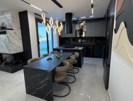 Didim Efeler’de 500 M² Arsa Üzerinde Tam Müstakil 4+1 Villa