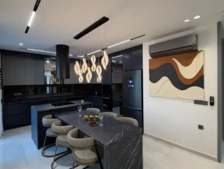 Didim Efeler’de 500 M² Arsa Üzerinde Tam Müstakil 4+1 Villa