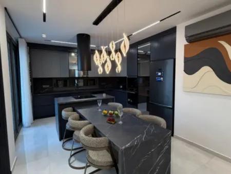 Didim Efeler’de 500 M² Arsa Üzerinde Tam Müstakil 4+1 Villa